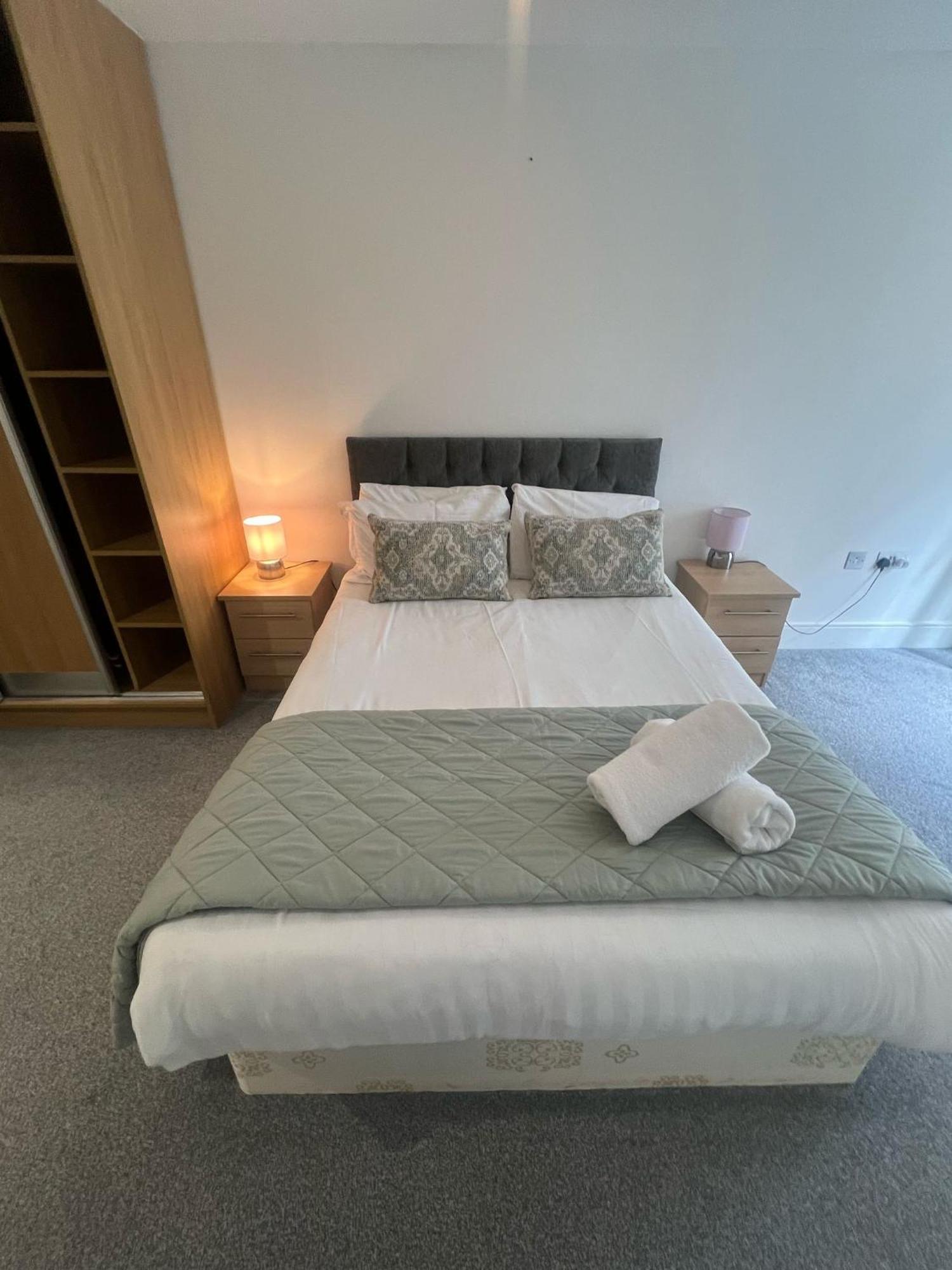 Bright And Modern 3 Bed Apartment Hyde Park Central 런던 외부 사진