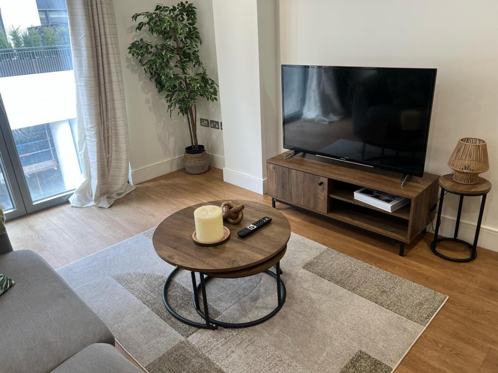Bright And Modern 3 Bed Apartment Hyde Park Central 런던 외부 사진